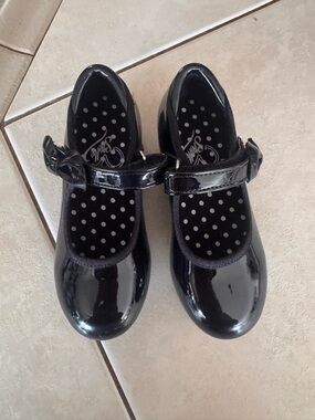 Shiny Black Patent Mary Jane Dress Shoes for Kids